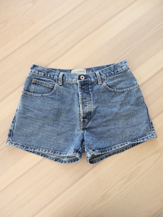 GAP Pants - Gap Vintage Y2K Low Rise Denim Jean Shorts Medium Blue Wash Button Fly Size 6